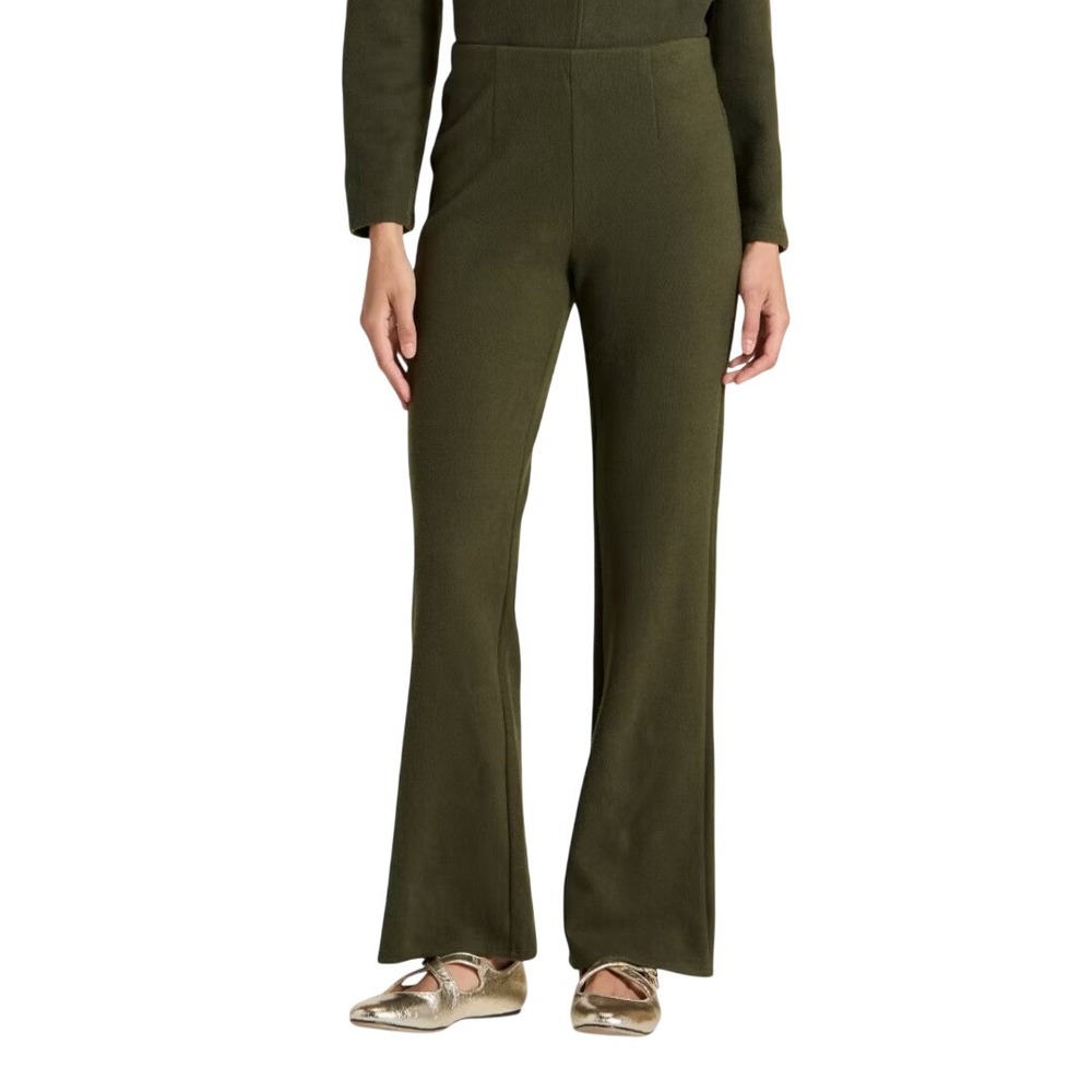 A New Day Women's Olive Green High Rise Flare Leg‎ Brushed Pants Size Large